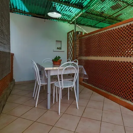 Semesterbostad Casa Barbarossa - Goelba Porto Azzurro