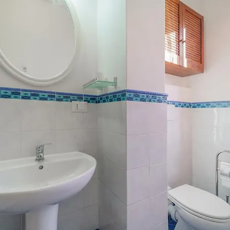 Casa Barbarossa 12 - Goelba Semesterbostad *